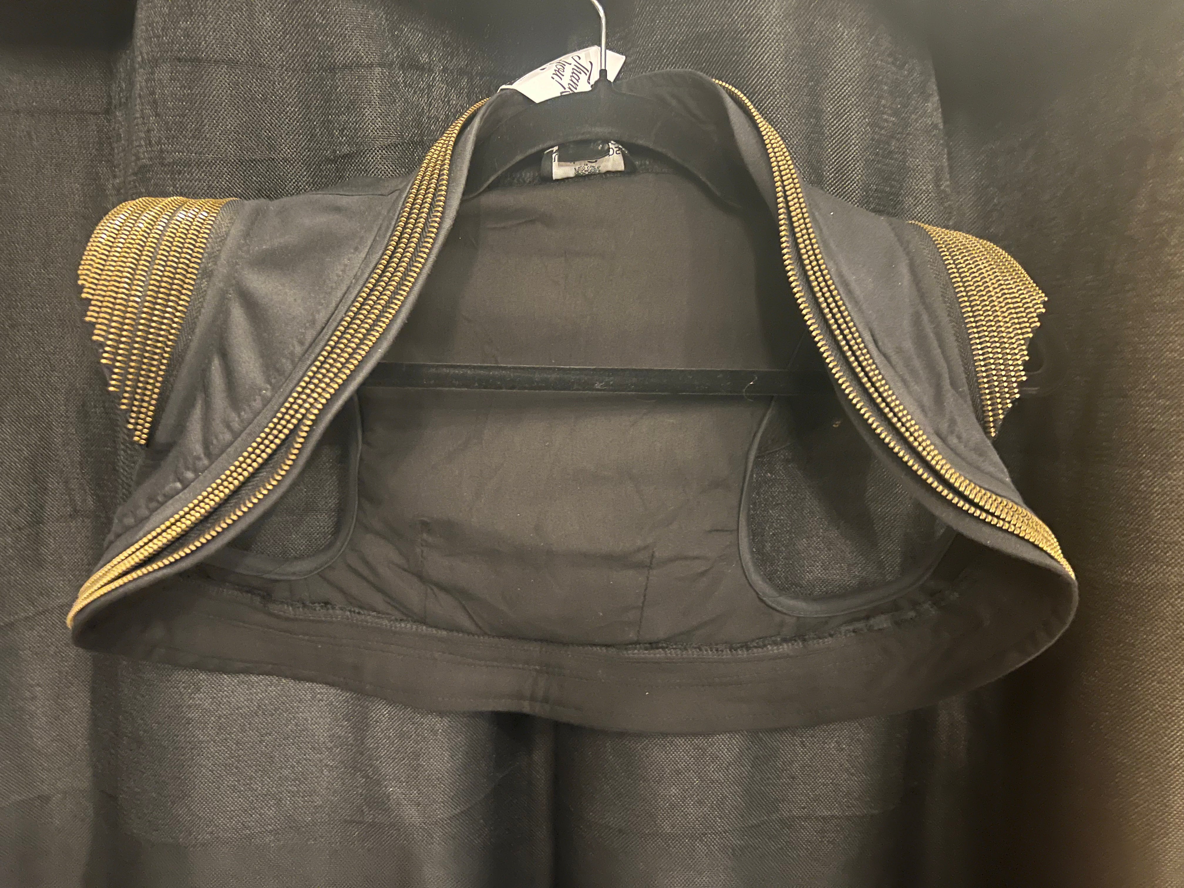 Kala Zipper Crop Vest