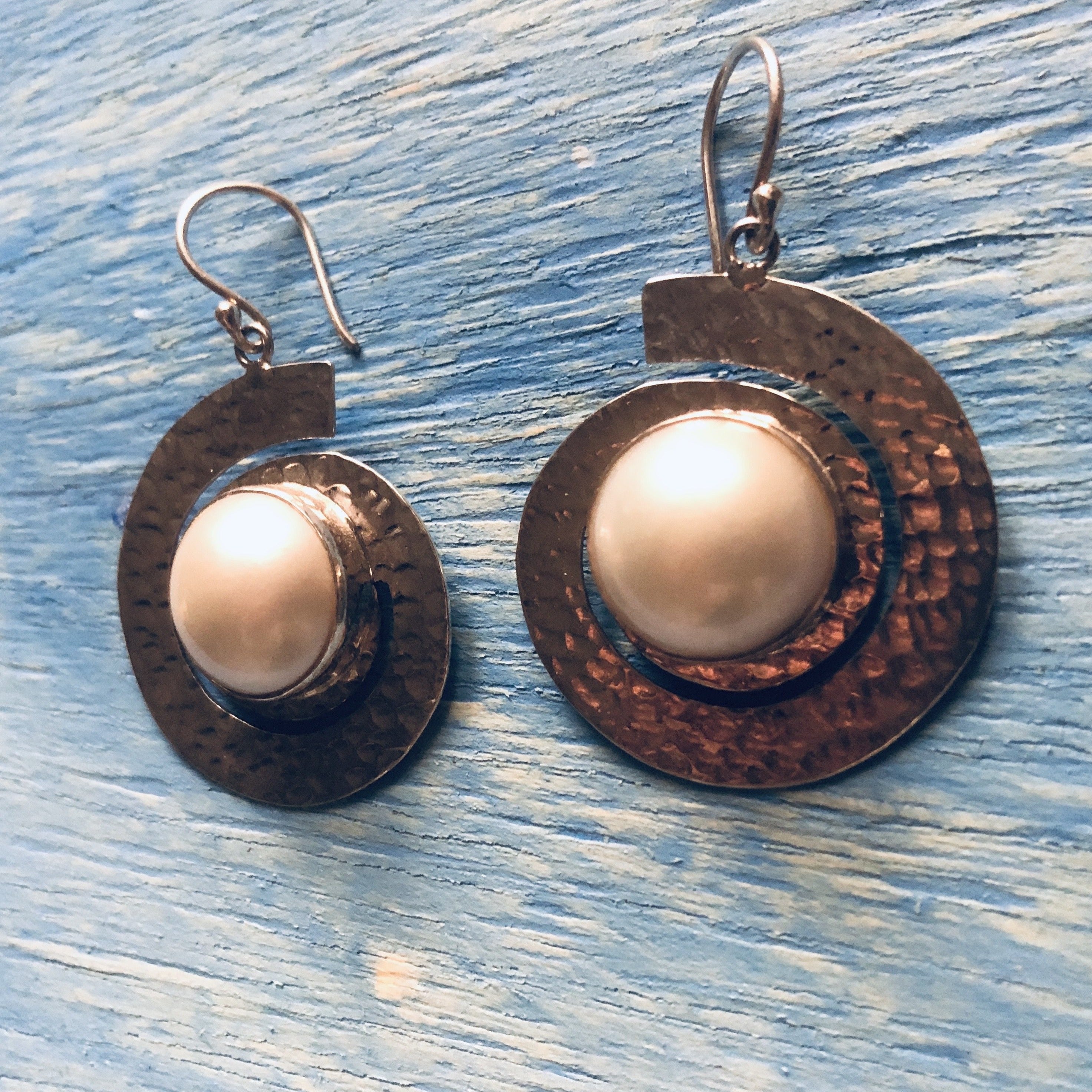 Silver spiral Earrings with Pearl