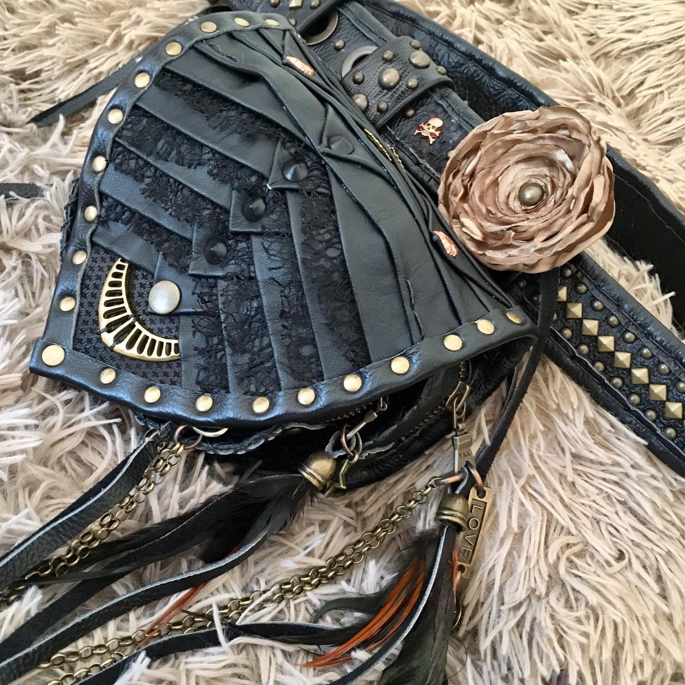 Handmade Beltbag Leather Art