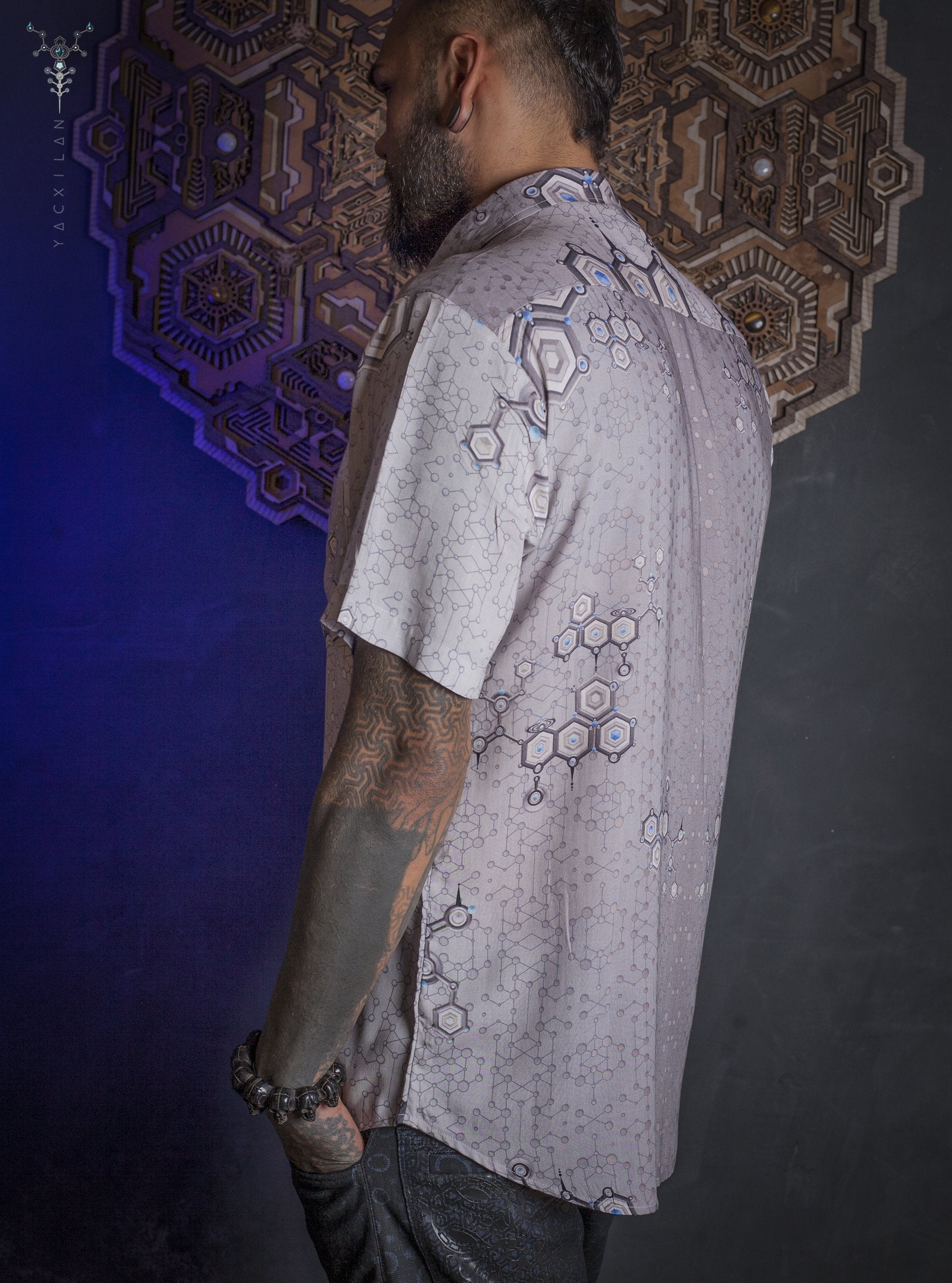 Yacsi Bamboo Molecule Print Button Down Shirt